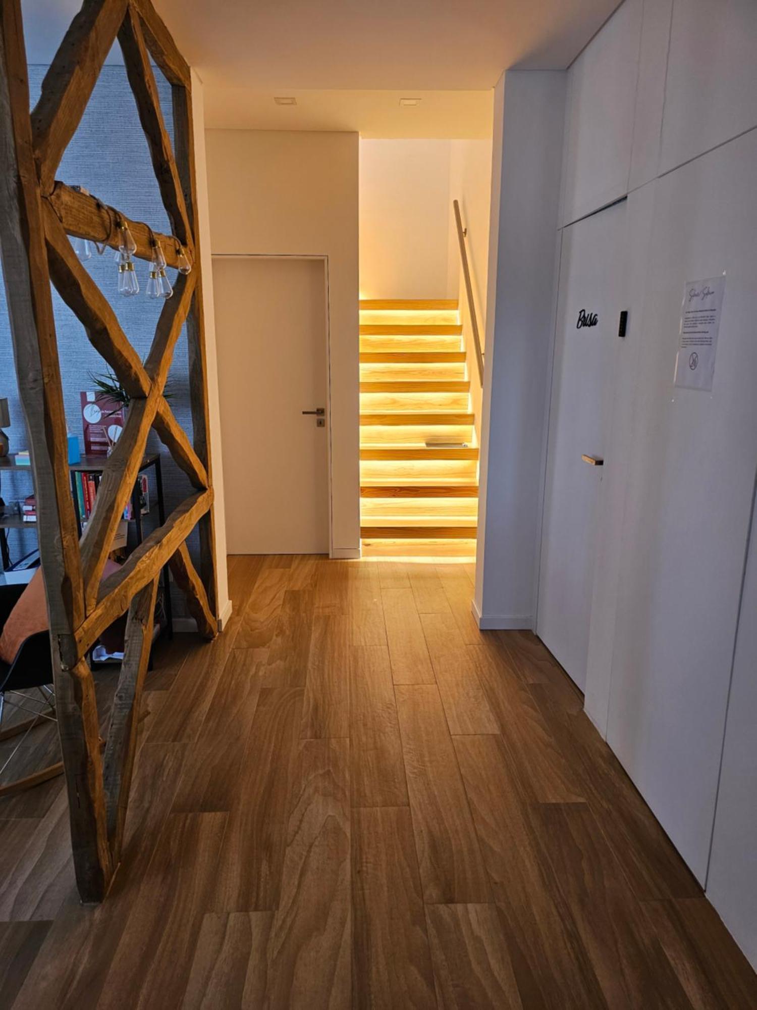Surfsoul Guesthouse - Bed And Breakfast Peniche Exterior photo