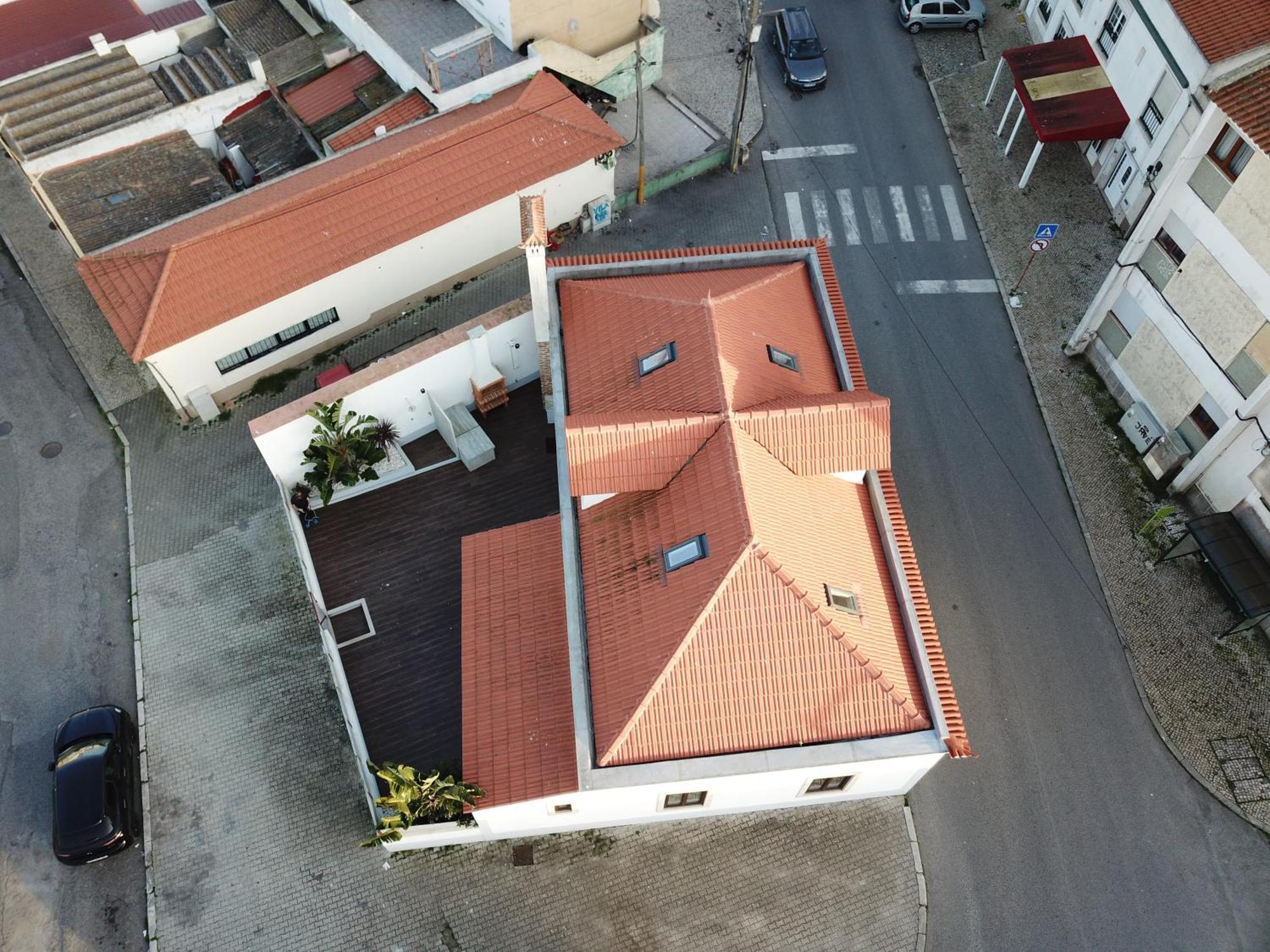 Surfsoul Guesthouse - Bed And Breakfast Peniche Exterior photo