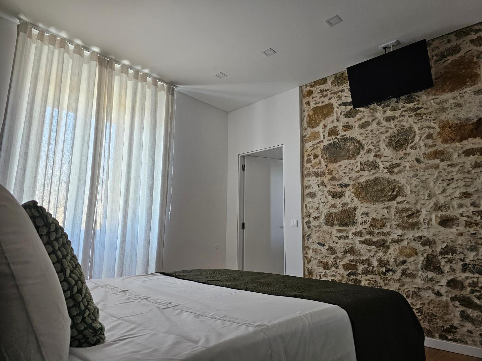 Surfsoul Guesthouse - Bed And Breakfast Peniche Exterior photo